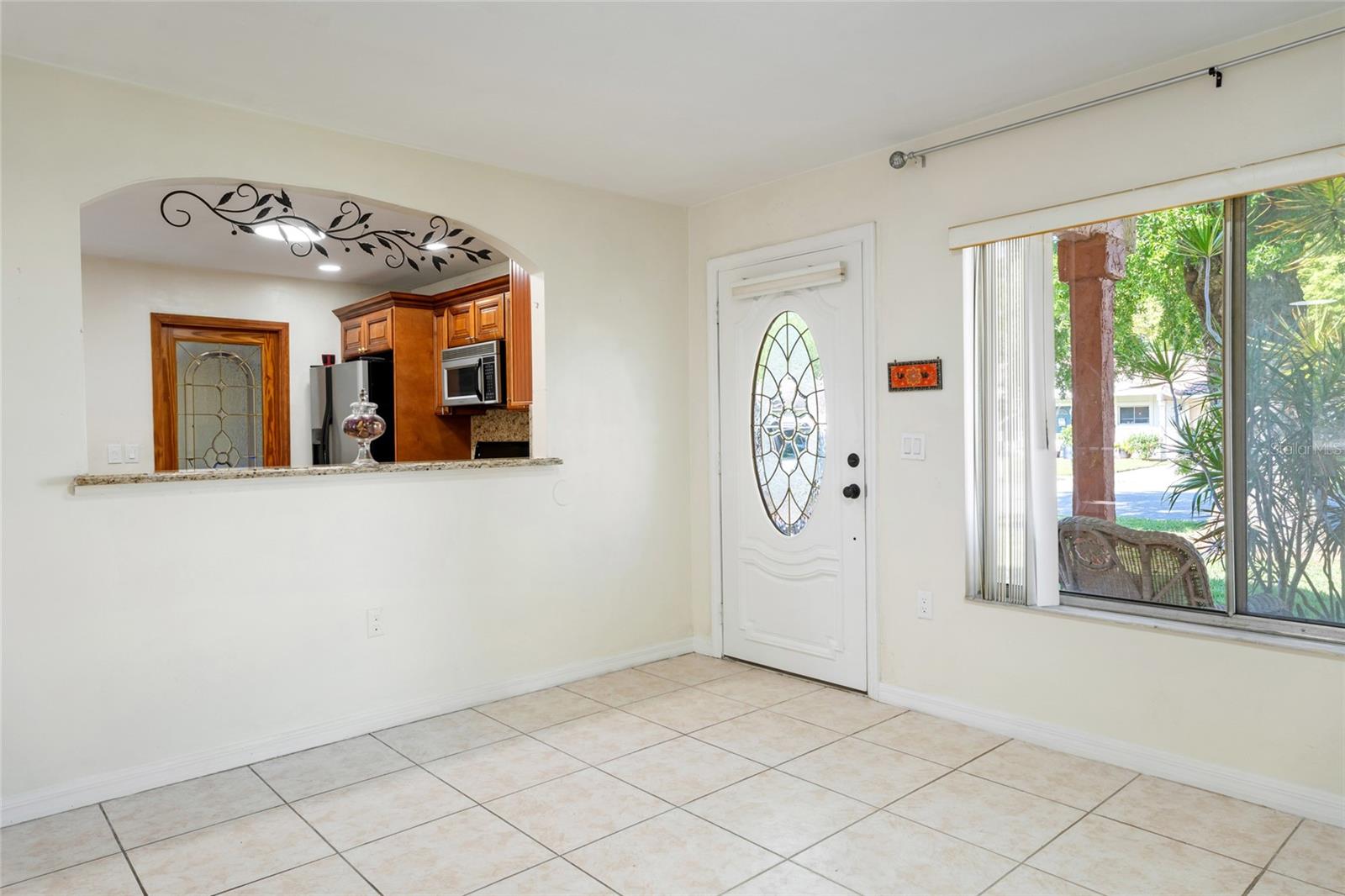 Image 17 of 60 For 10423 Manassas Circle