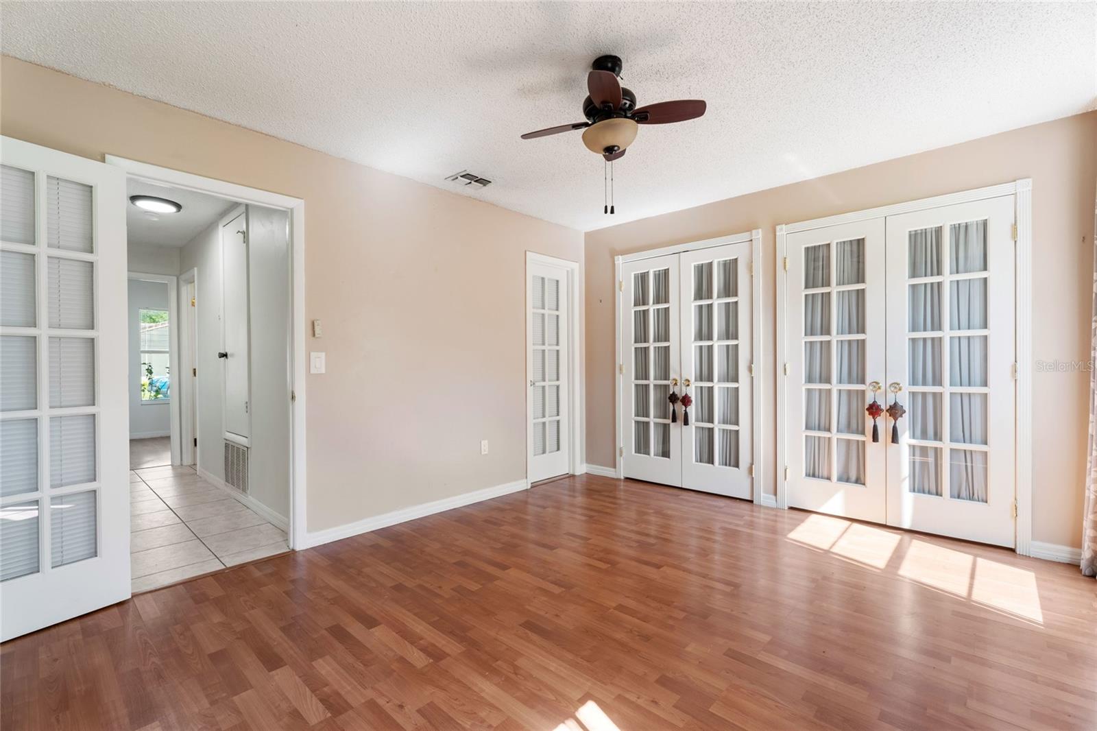 Image 29 of 60 For 10423 Manassas Circle
