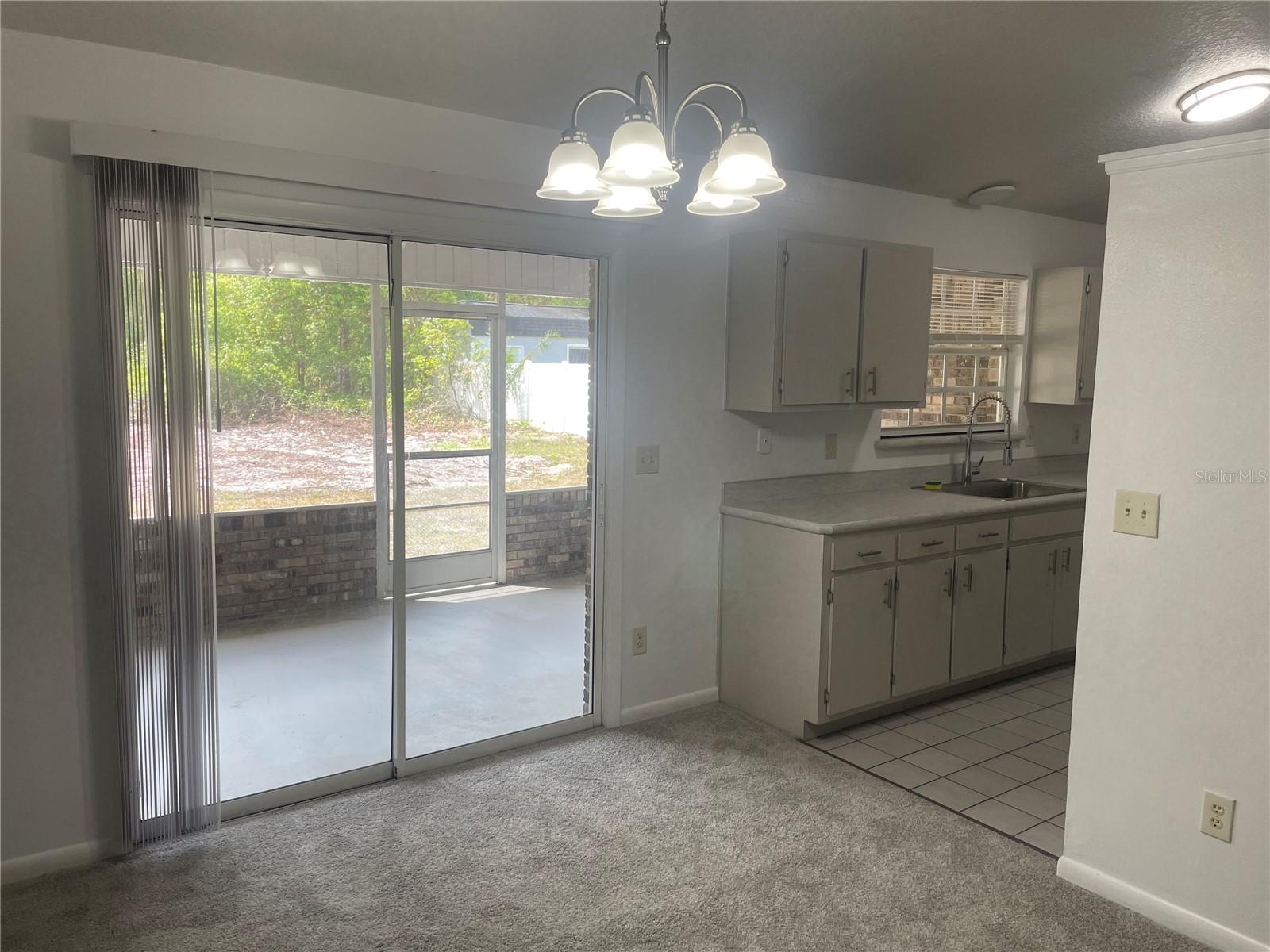 Image 19 of 19 For 2435 W Park Dr.