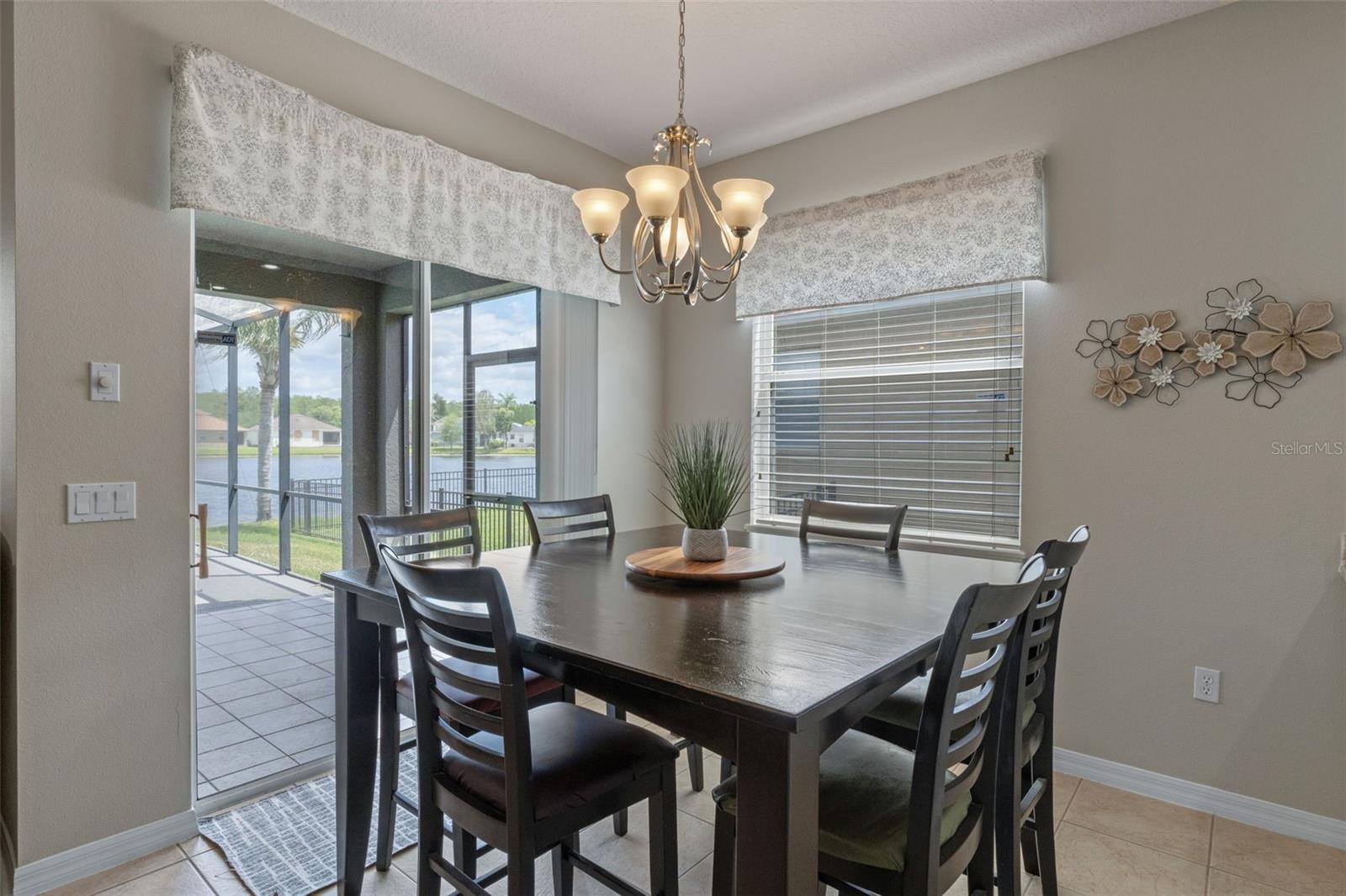 Image 14 of 43 For 10435 Eastpark Lake Drive