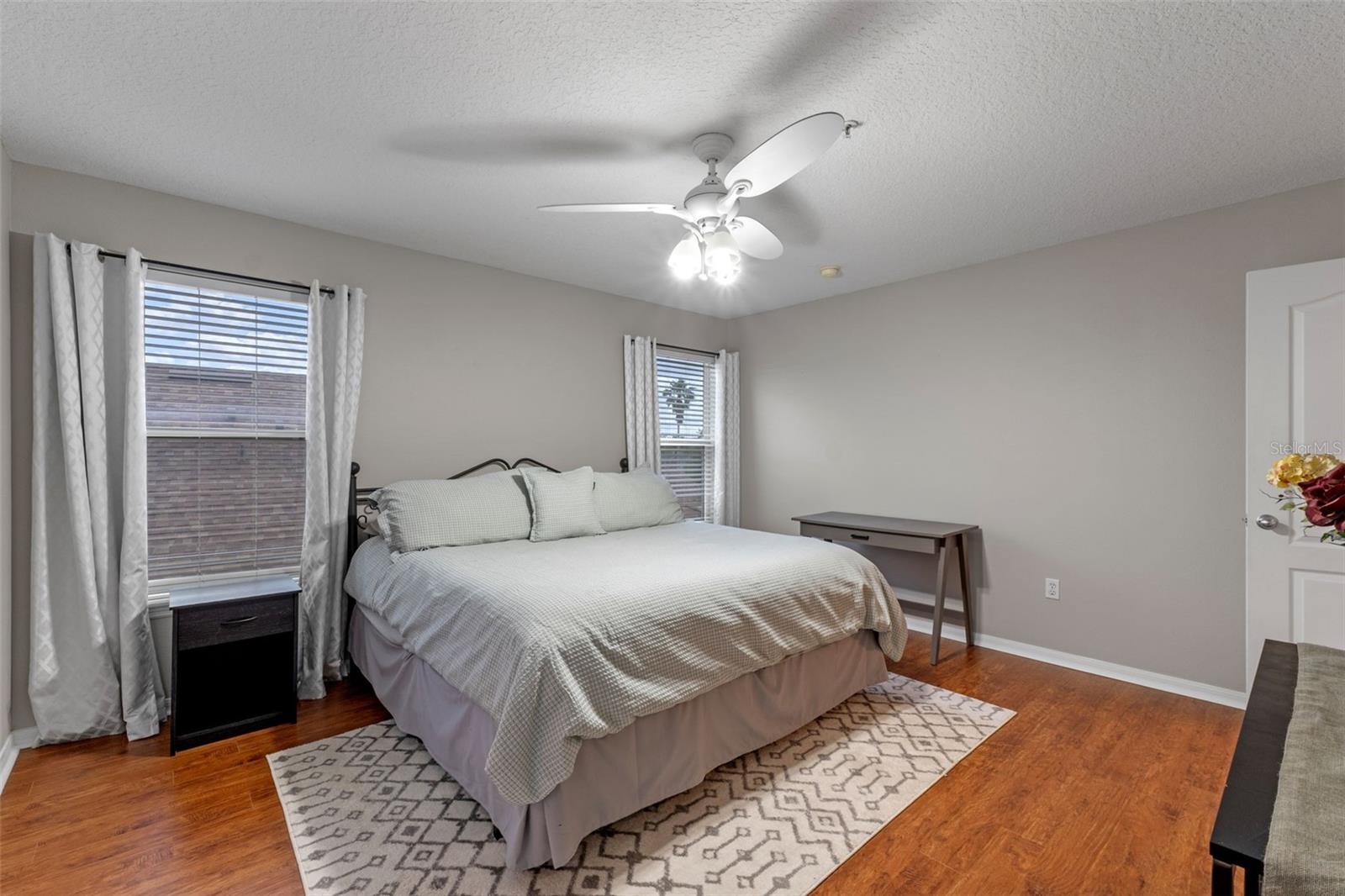 Image 28 of 43 For 10435 Eastpark Lake Drive