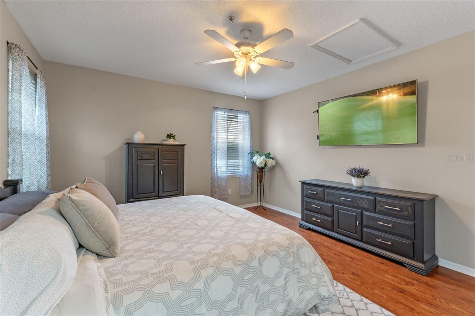 Image 31 of 43 For 10435 Eastpark Lake Drive