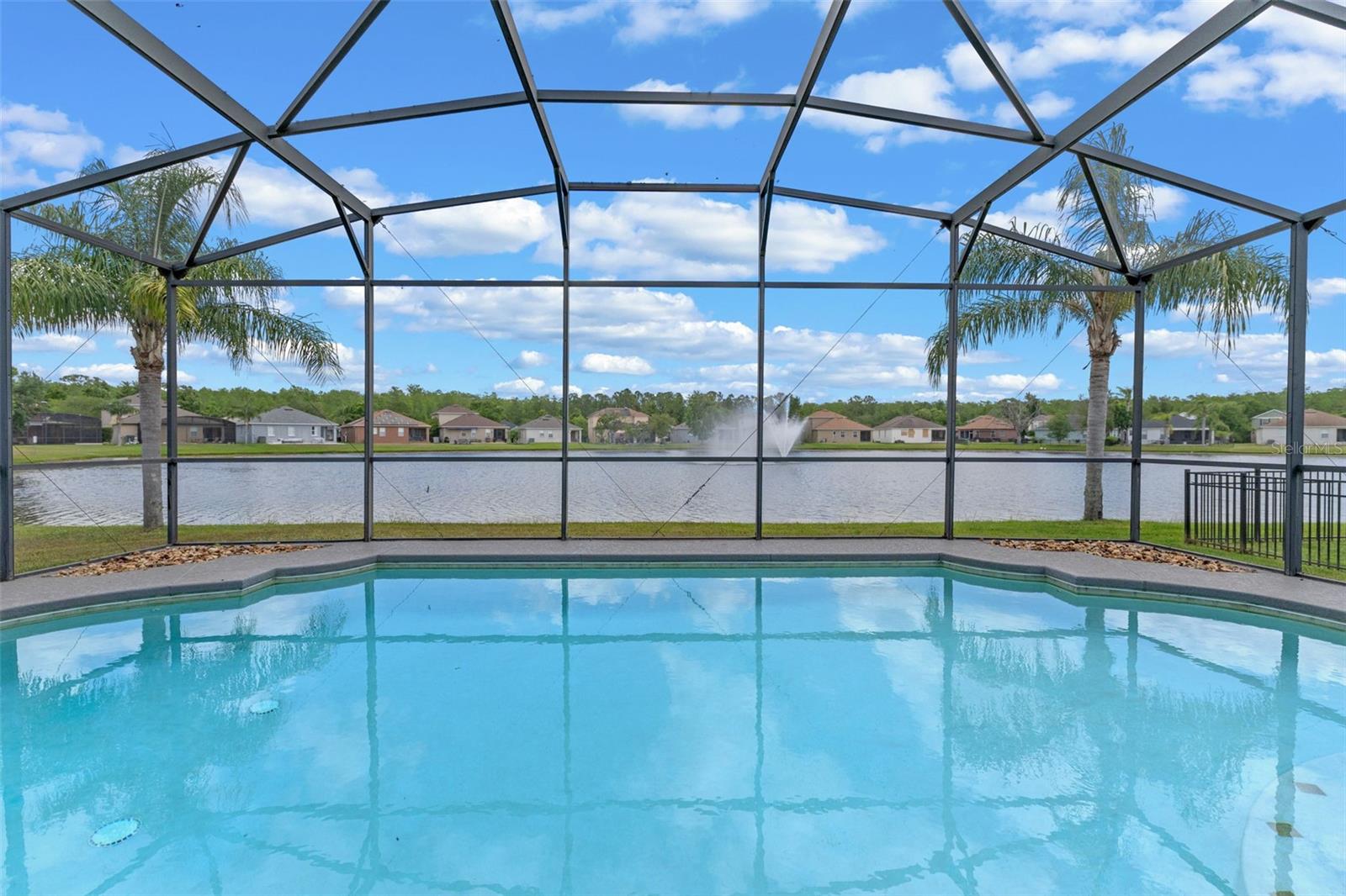 Image 35 of 43 For 10435 Eastpark Lake Drive