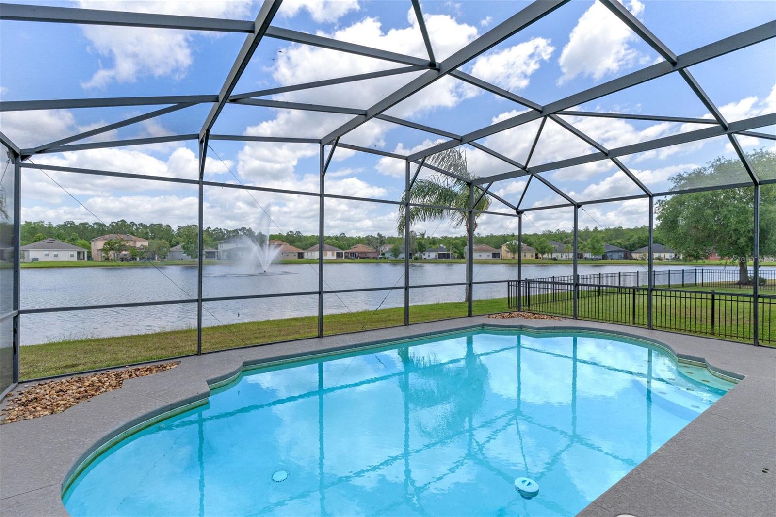 Image 36 of 43 For 10435 Eastpark Lake Drive