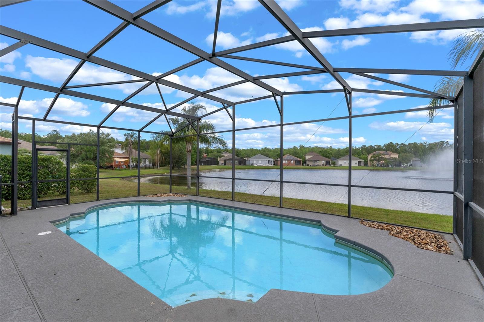 Image 37 of 43 For 10435 Eastpark Lake Drive