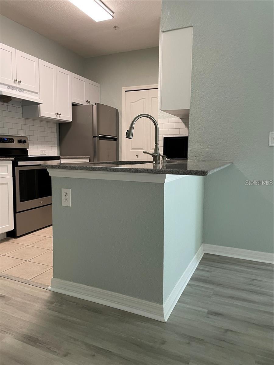 Image 6 of 45 For 2718 Maitland Crossing Way 206