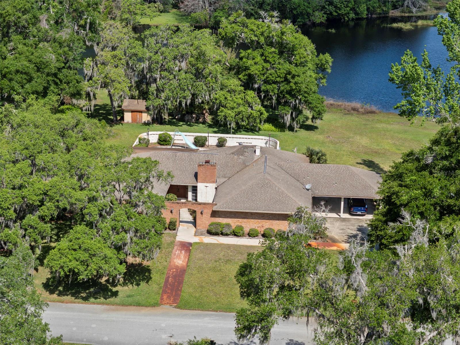 Image 2 of 37 For 29 Windsor Isle Drive