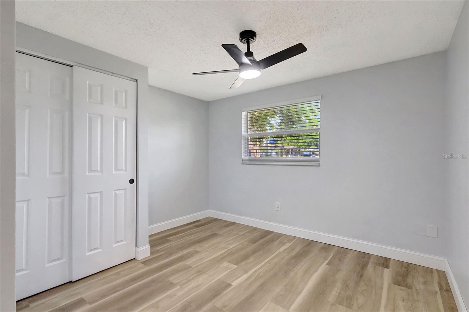 Image 15 of 24 For 1024 Applewood Drive