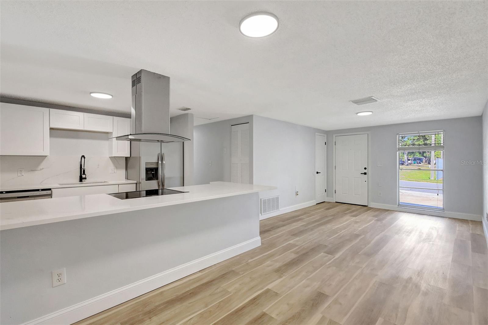 Image 6 of 24 For 1024 Applewood Drive