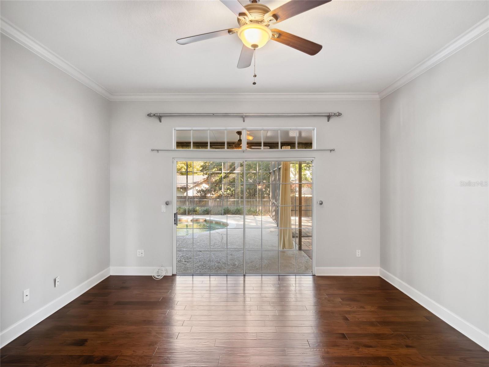 Image 18 of 34 For 148 Oak View Circle