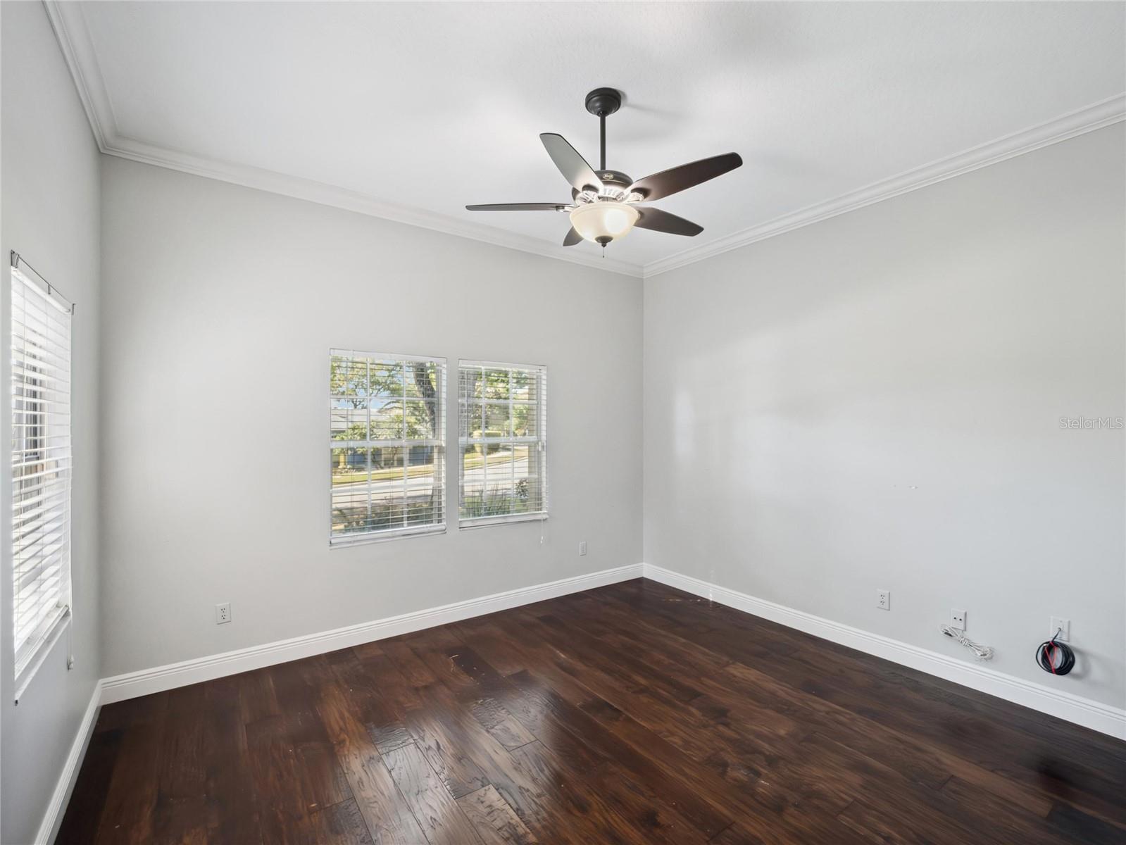 Image 23 of 34 For 148 Oak View Circle
