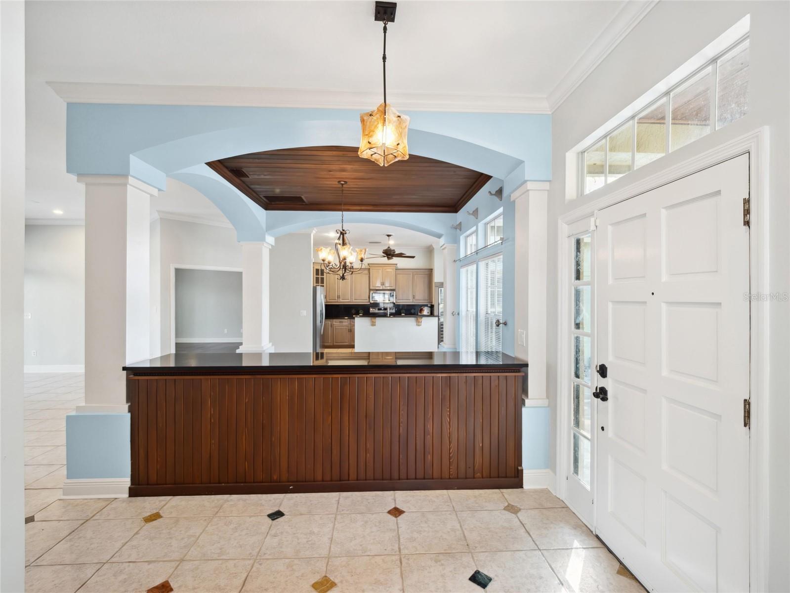 Image 7 of 34 For 148 Oak View Circle