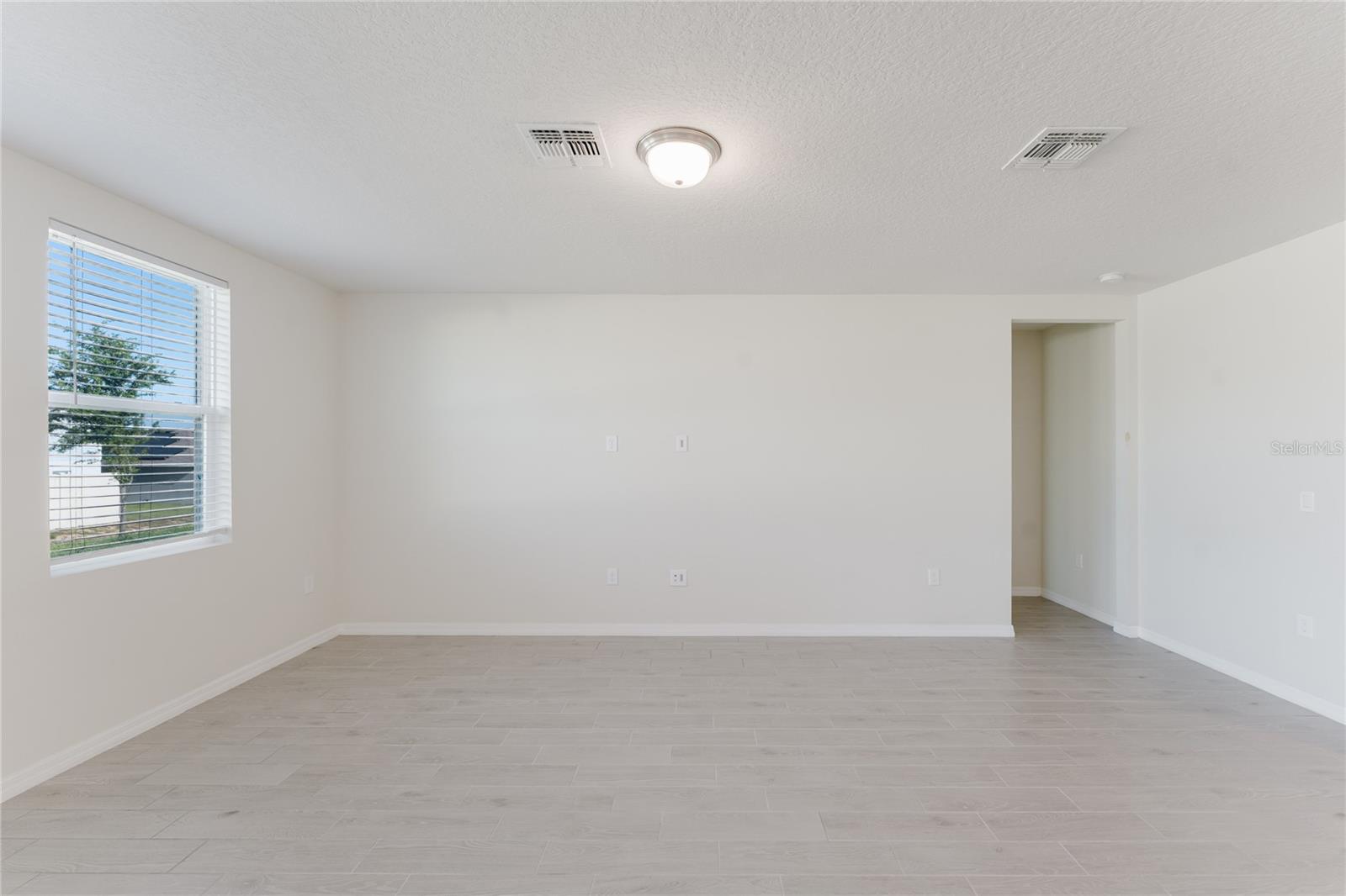 Image 13 of 25 For 349 Guadlupe Street