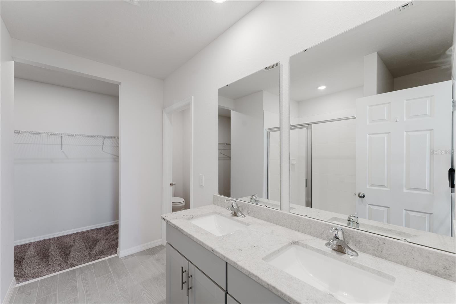 Image 17 of 25 For 349 Guadlupe Street