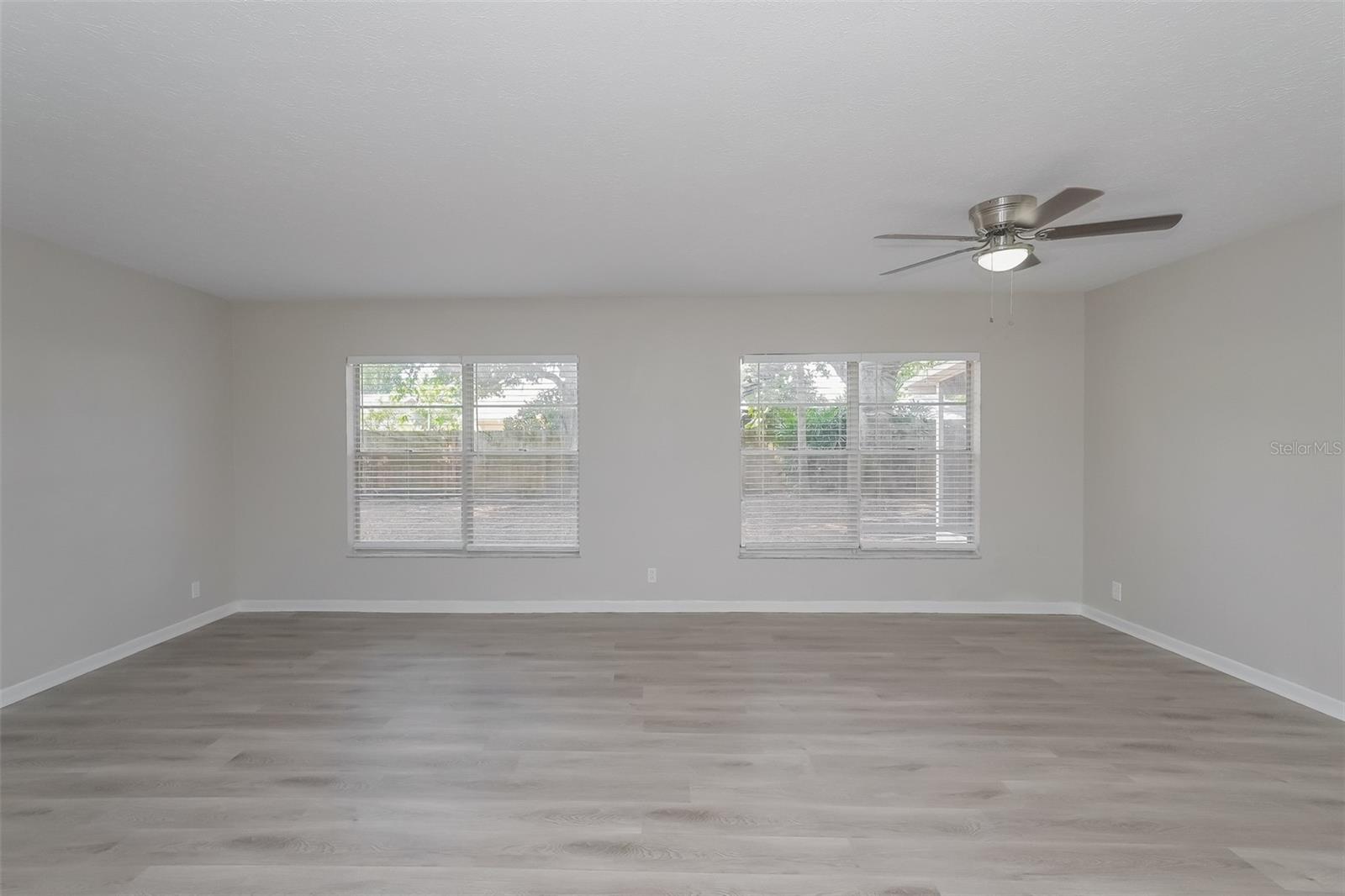 Image 3 of 16 For 2204 Tanglewood Way