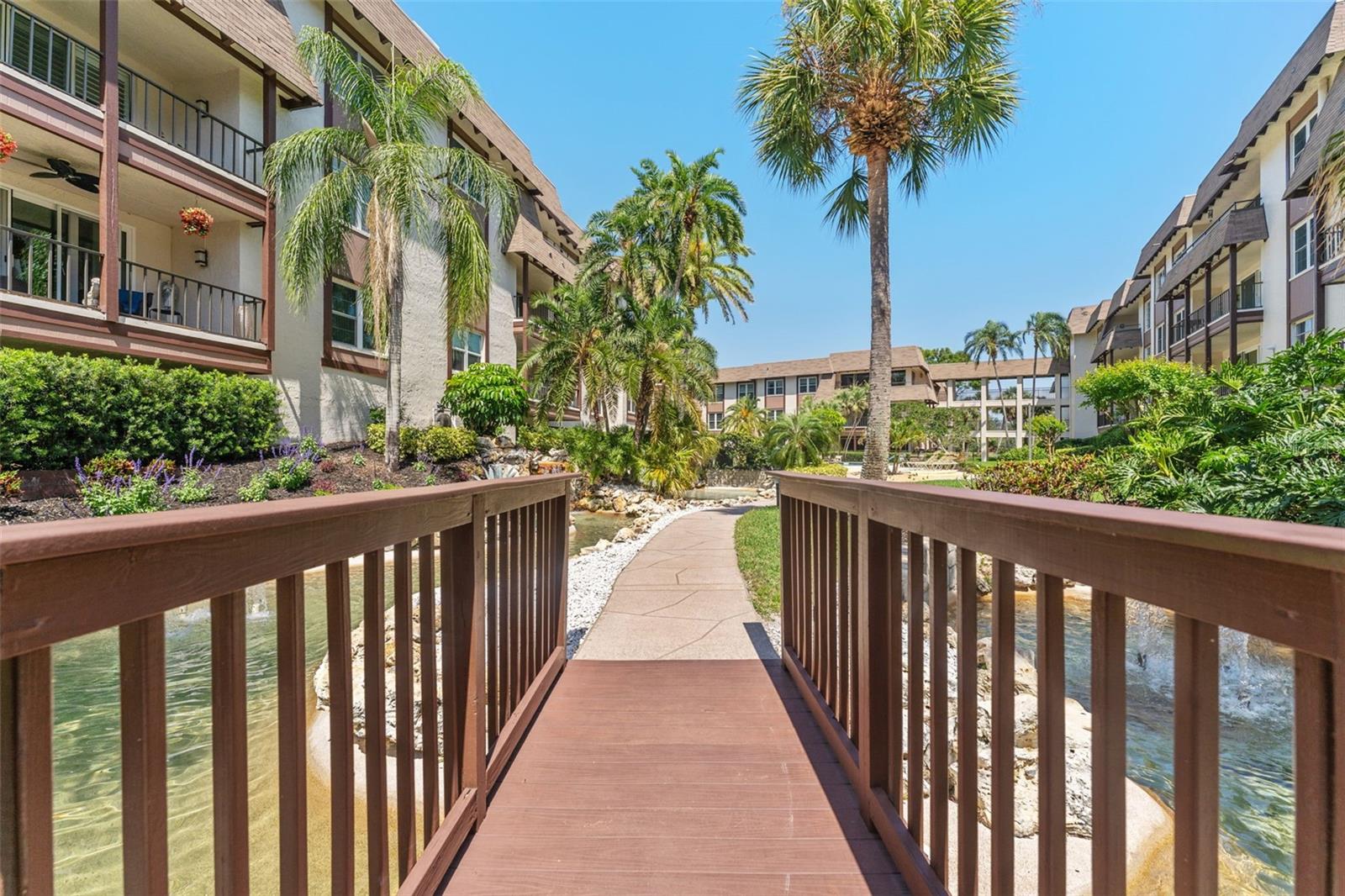 Image 3 of 37 For 3035 Countryside Boulevard 15b