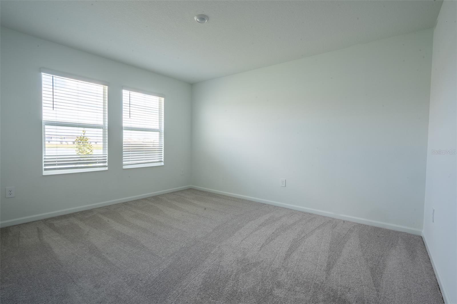 Image 20 of 39 For 5821 Le Marin Way