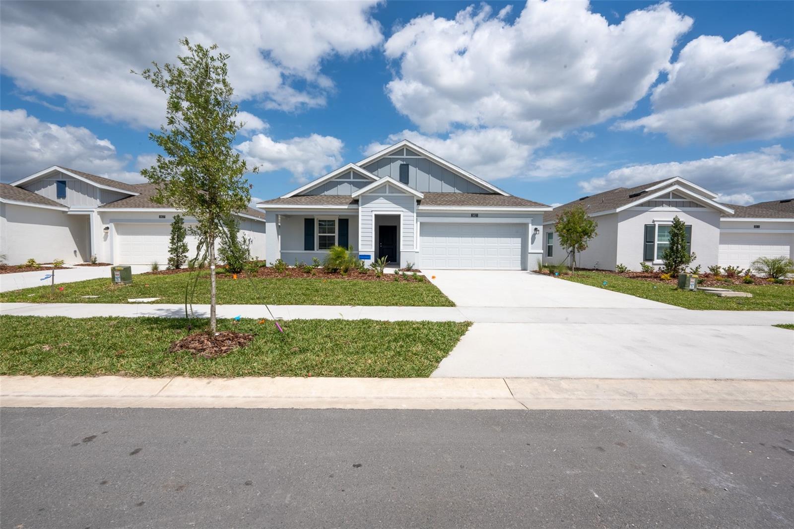 Image 5 of 39 For 5821 Le Marin Way