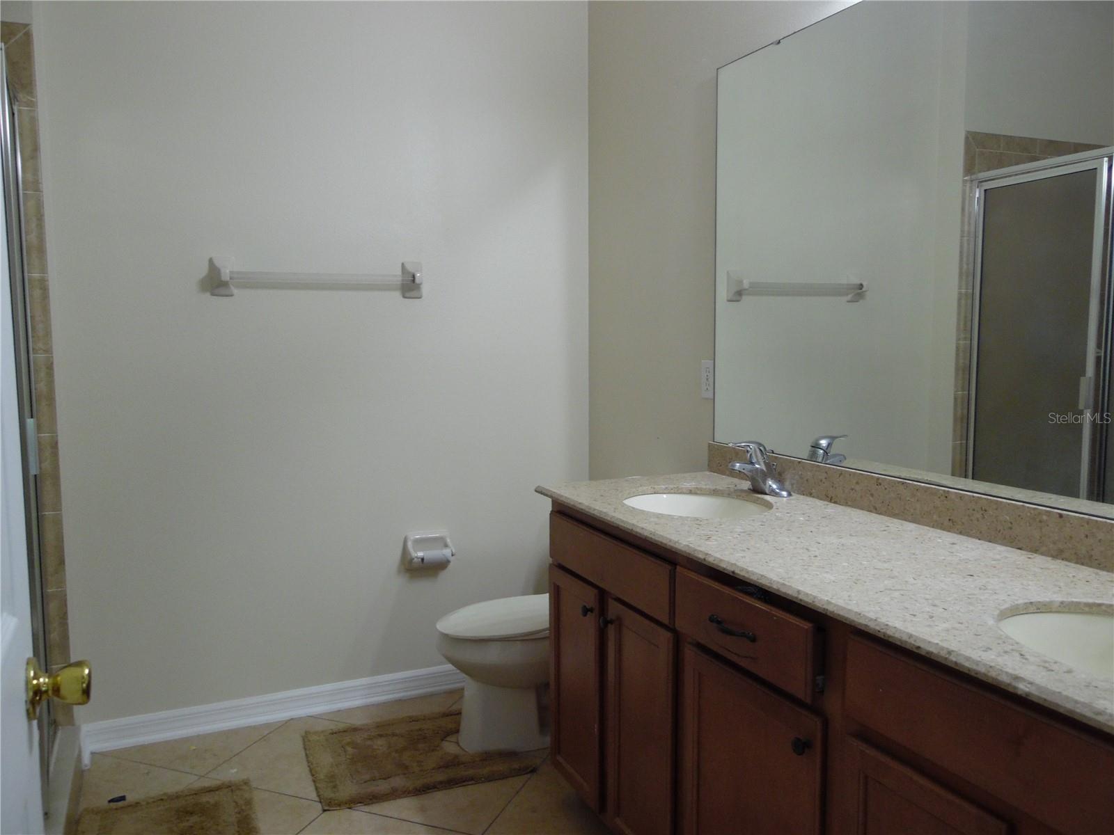 Image 18 of 26 For 15256 Stonebriar Way