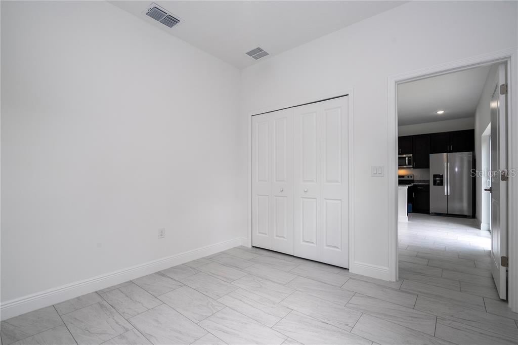 Image 11 of 38 For 9825 Swanee Terrace
