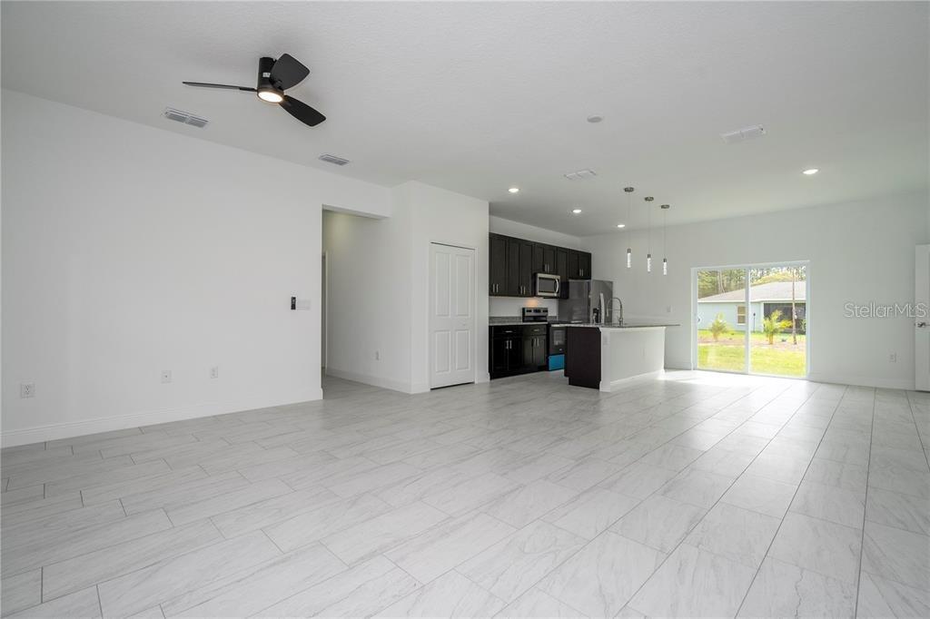 Image 3 of 38 For 9825 Swanee Terrace
