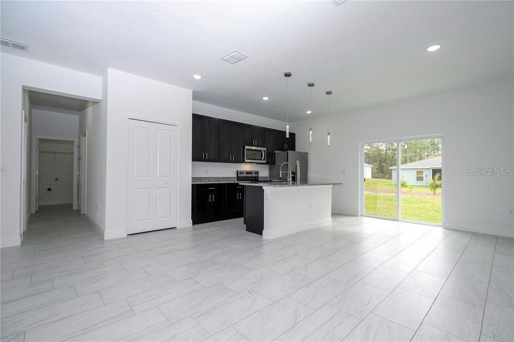 Image 8 of 38 For 9825 Swanee Terrace