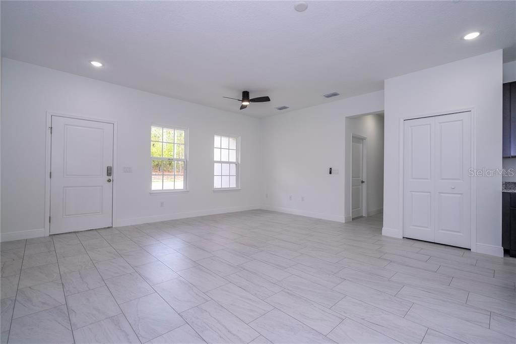 Image 9 of 38 For 9825 Swanee Terrace