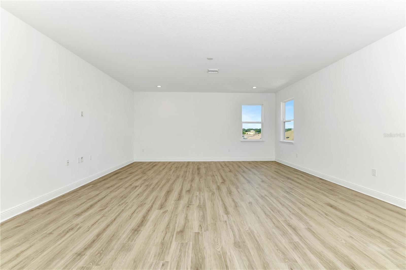 Image 31 of 42 For 4485 Davos Drive