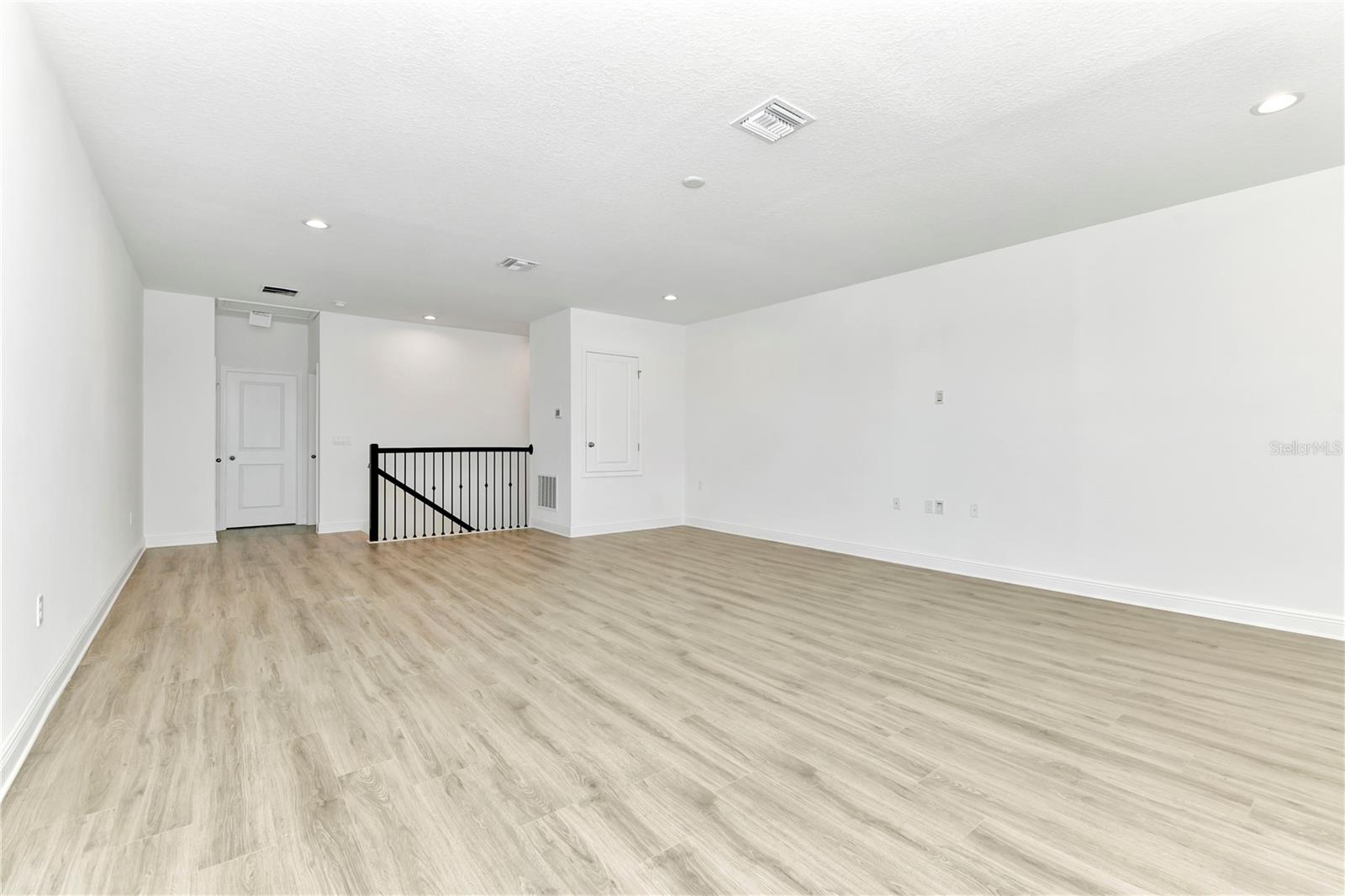 Image 32 of 42 For 4485 Davos Drive
