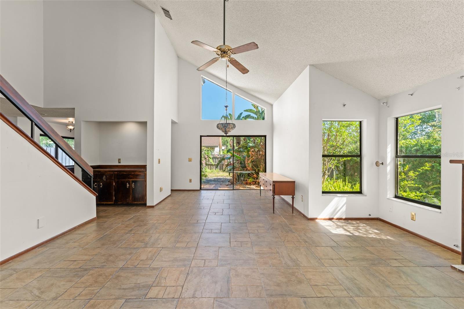 Image 6 of 55 For 1450 Harbour Drive