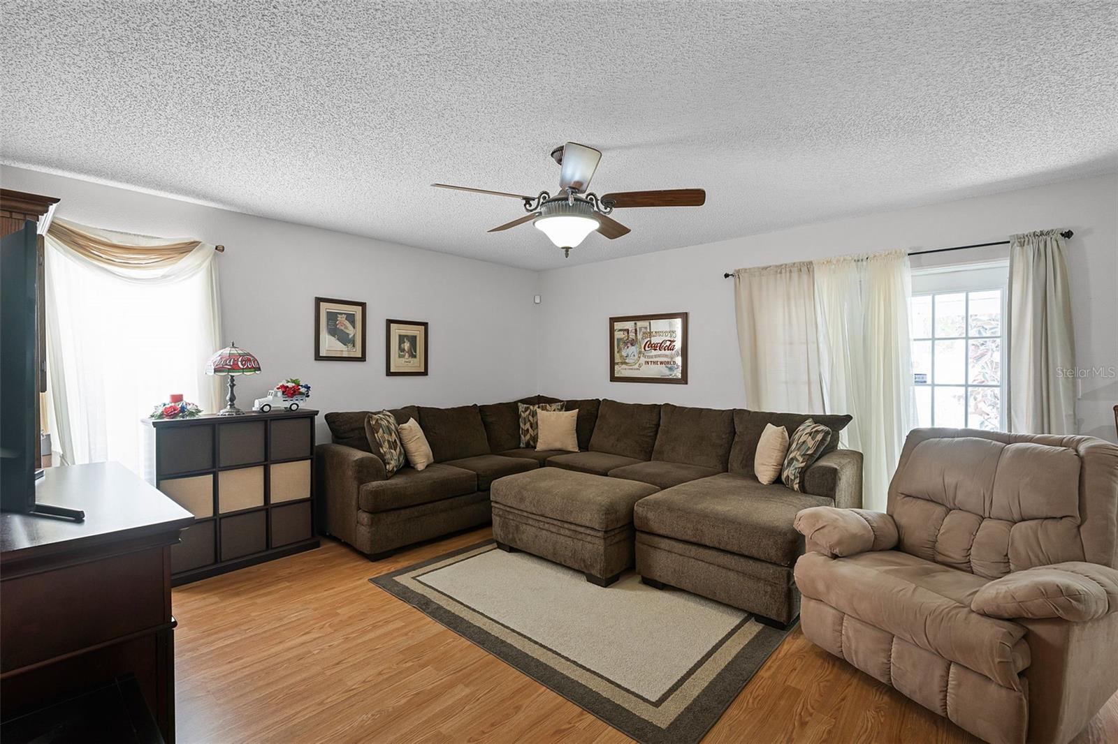 Image 9 of 29 For 13234 Moonflower Court