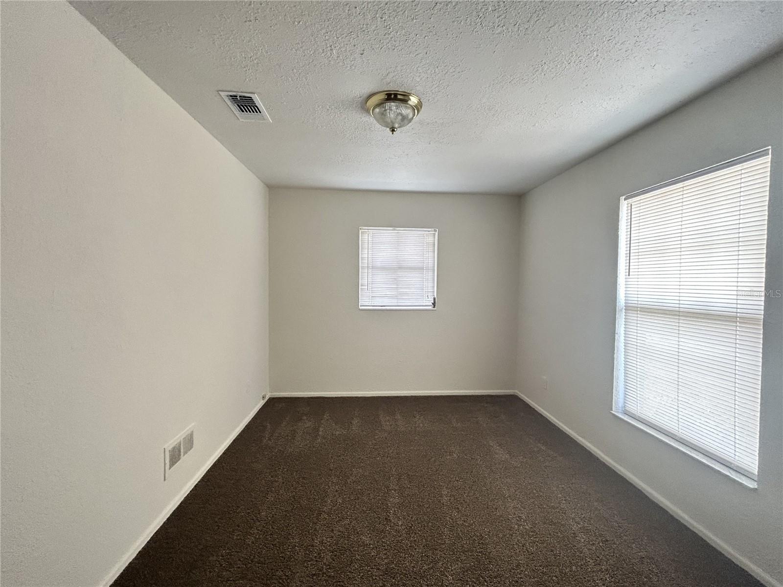 Image 20 of 36 For 2322 Vincent Rd
