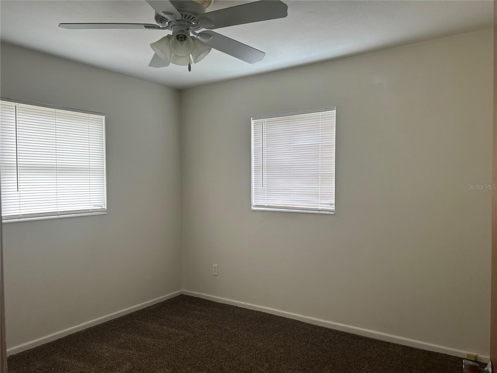 Image 22 of 36 For 2322 Vincent Rd