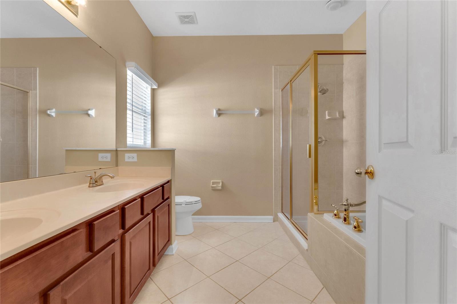 Image 14 of 21 For 8533 Waterwillow Place