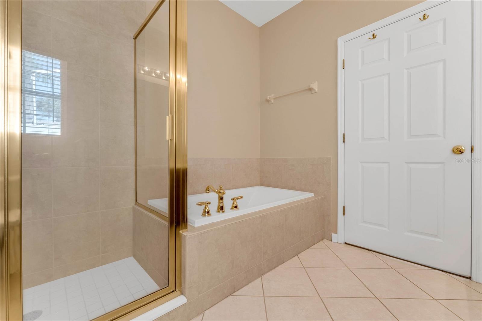 Image 15 of 21 For 8533 Waterwillow Place