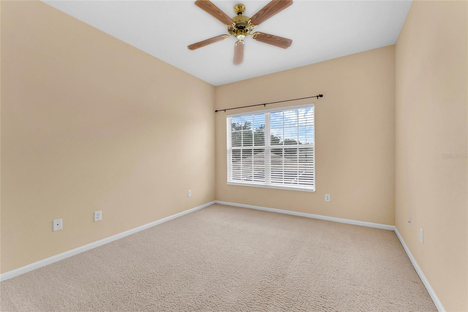 Image 16 of 21 For 8533 Waterwillow Place