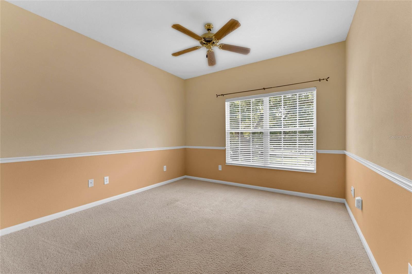Image 18 of 21 For 8533 Waterwillow Place