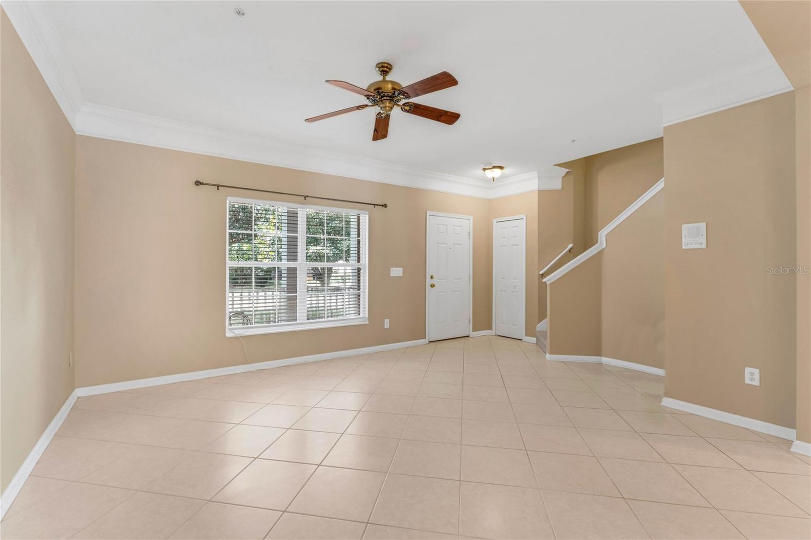Image 4 of 21 For 8533 Waterwillow Place