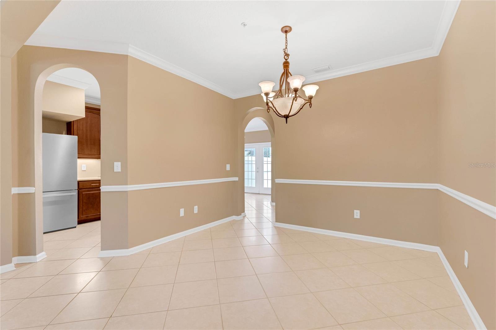 Image 5 of 21 For 8533 Waterwillow Place