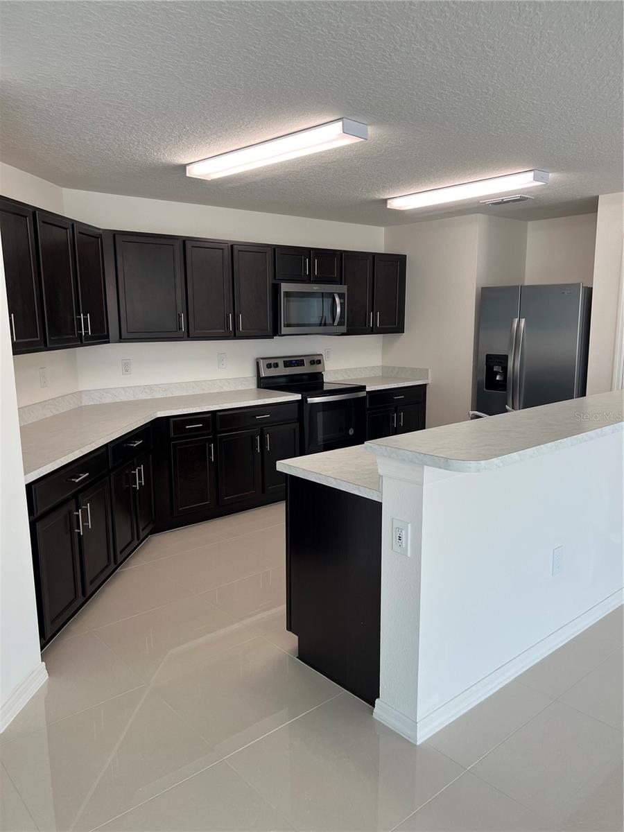 Image 14 of 26 For 604 Sarner Pass Way