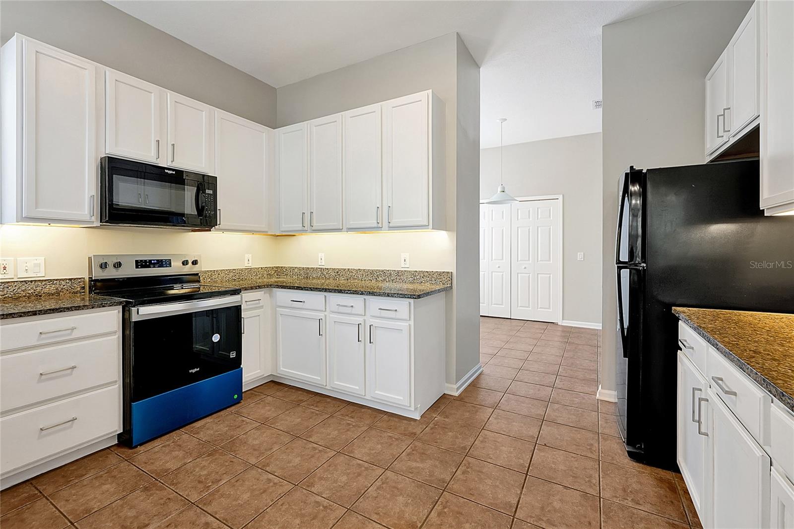Image 12 of 41 For 7521 Bay Port Road 12