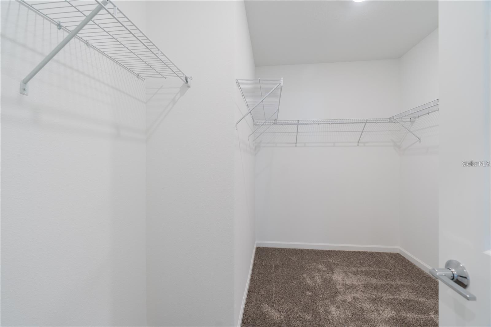 Image 9 of 21 For 921 Jackson Avenue