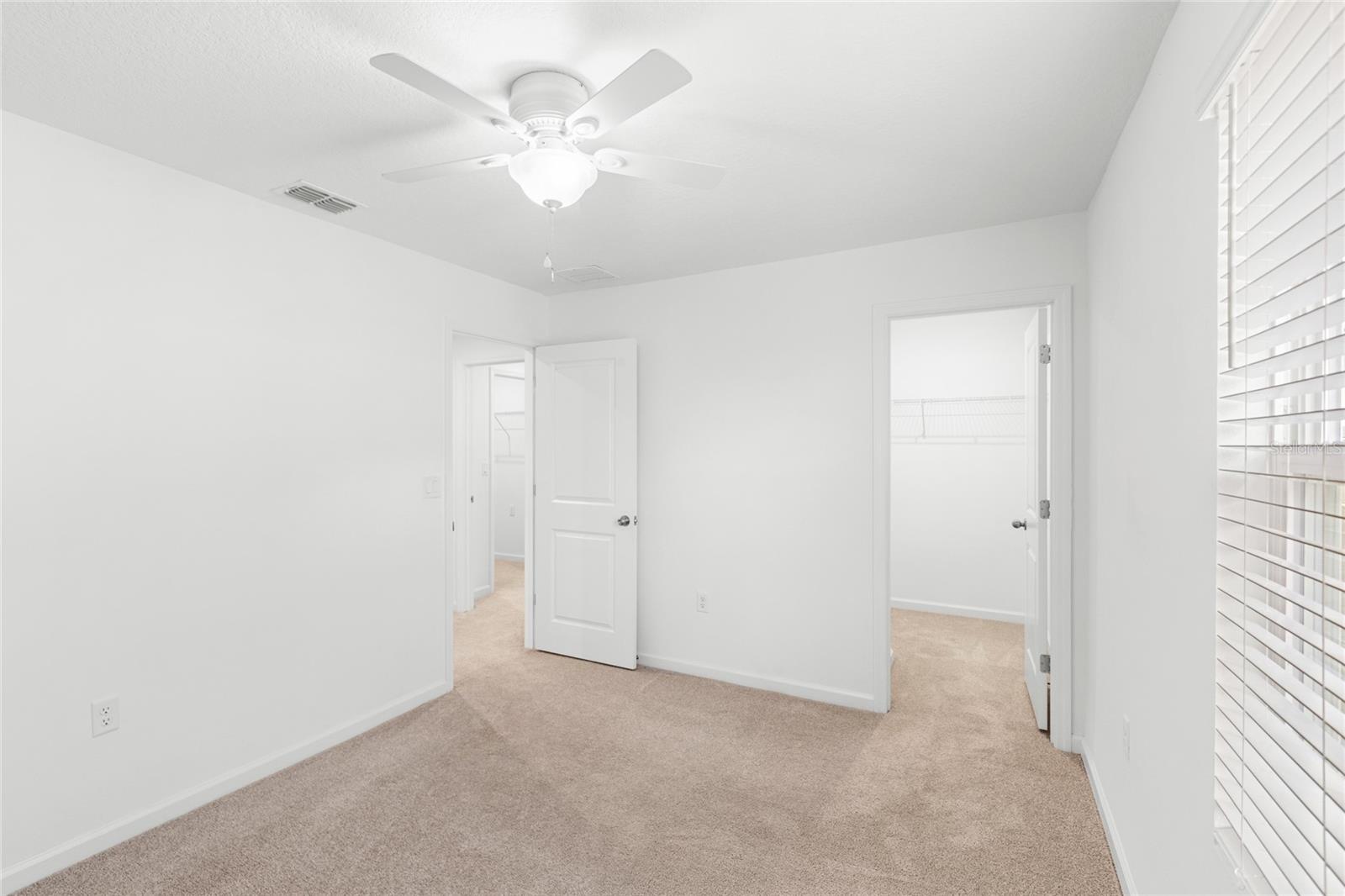 Image 19 of 45 For 1168 Lakeshore Breeze Place