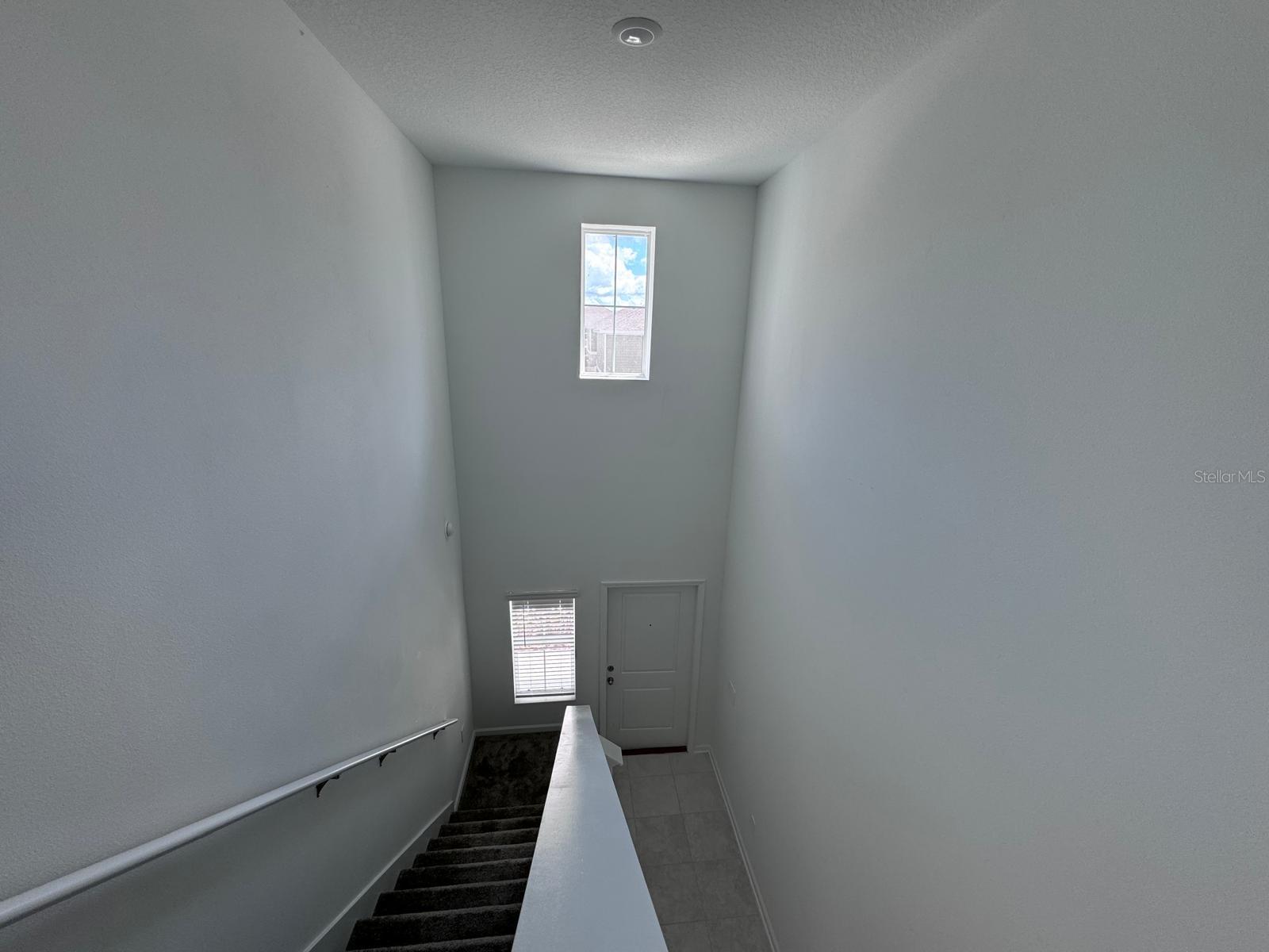 Image 11 of 42 For 1033 Waterfall Boulevard