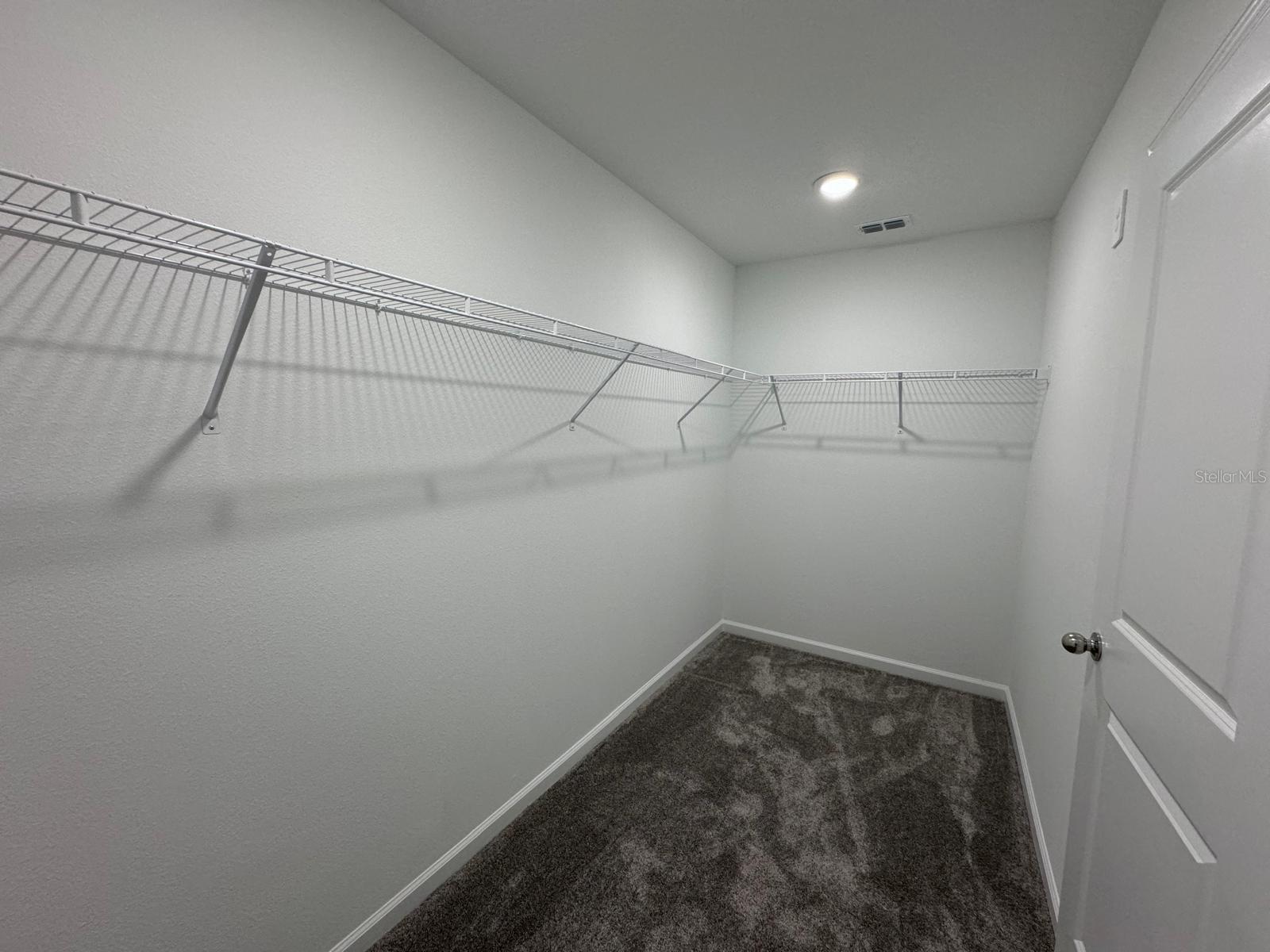 Image 24 of 42 For 1033 Waterfall Boulevard
