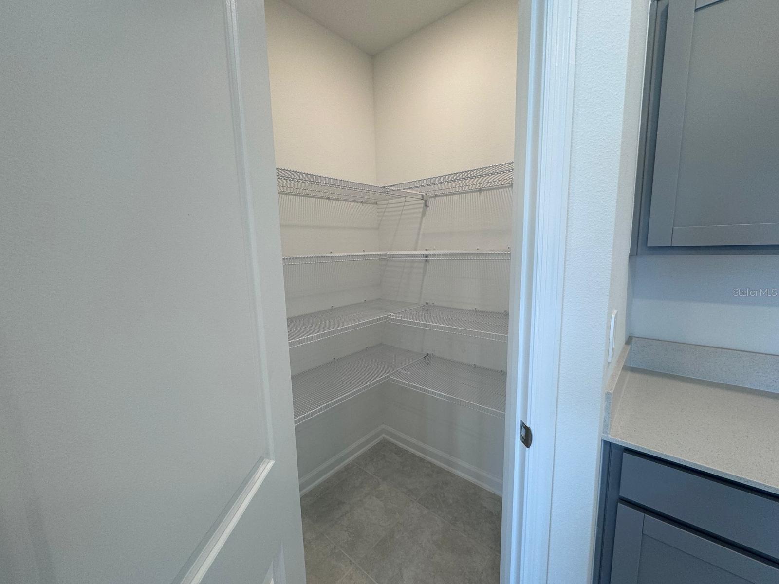 Image 6 of 42 For 1033 Waterfall Boulevard