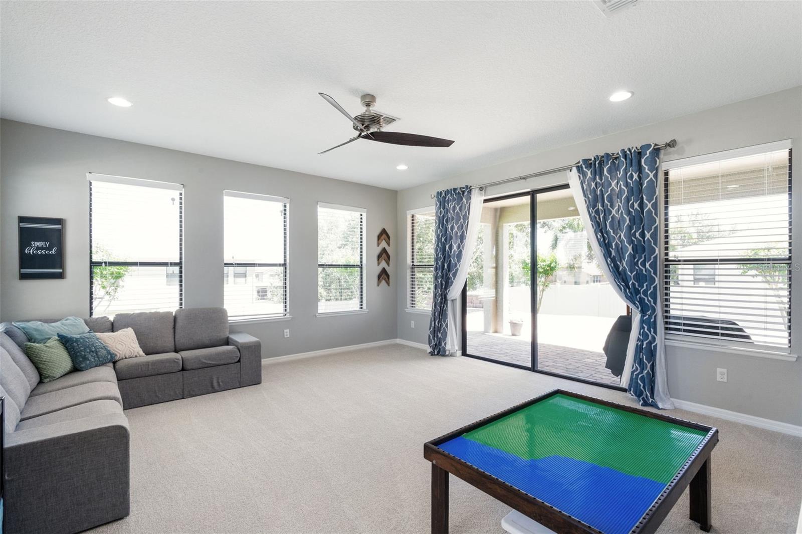 Image 21 of 50 For 4113 Longbow Drive