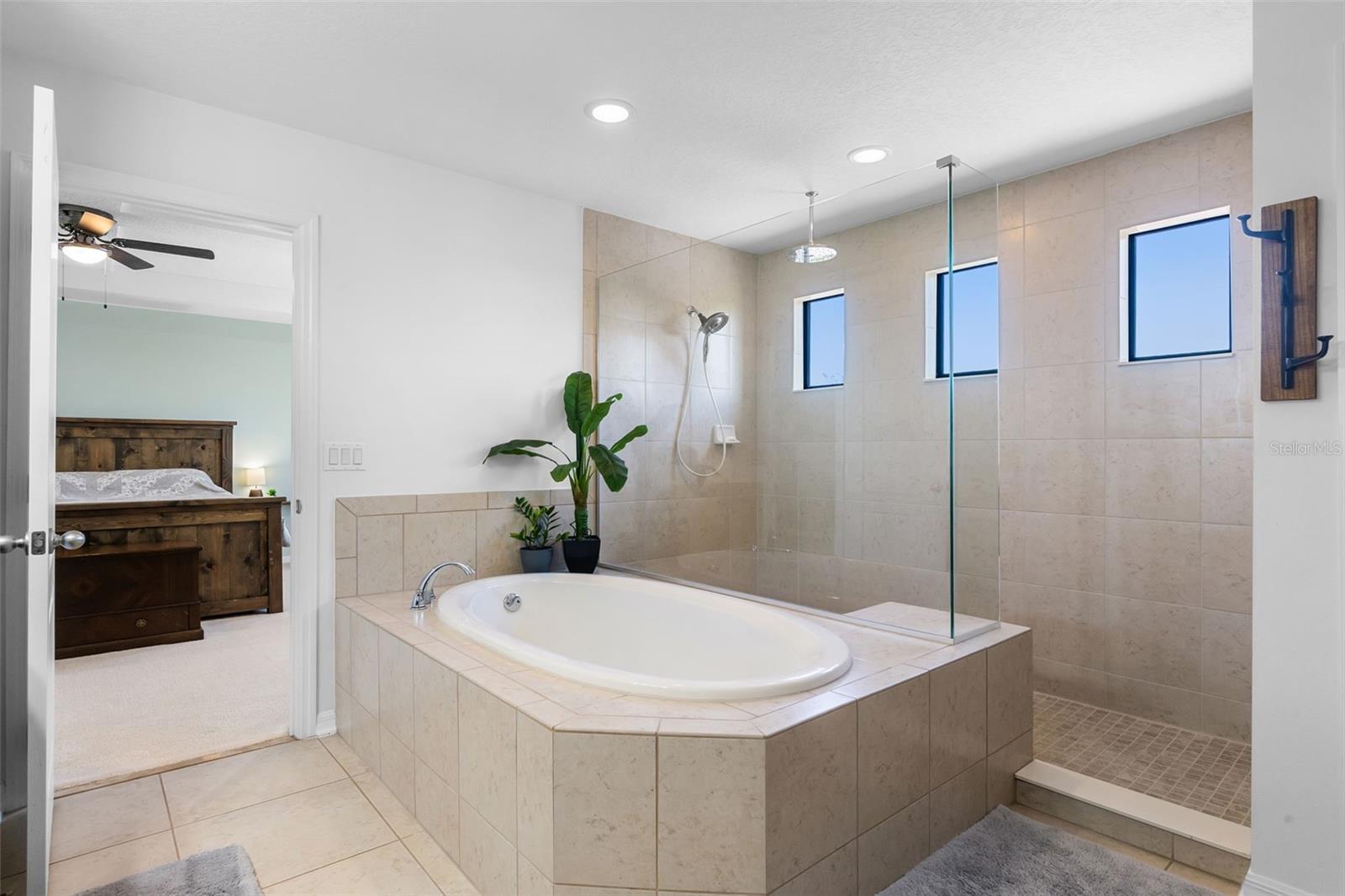 Image 35 of 50 For 4113 Longbow Drive