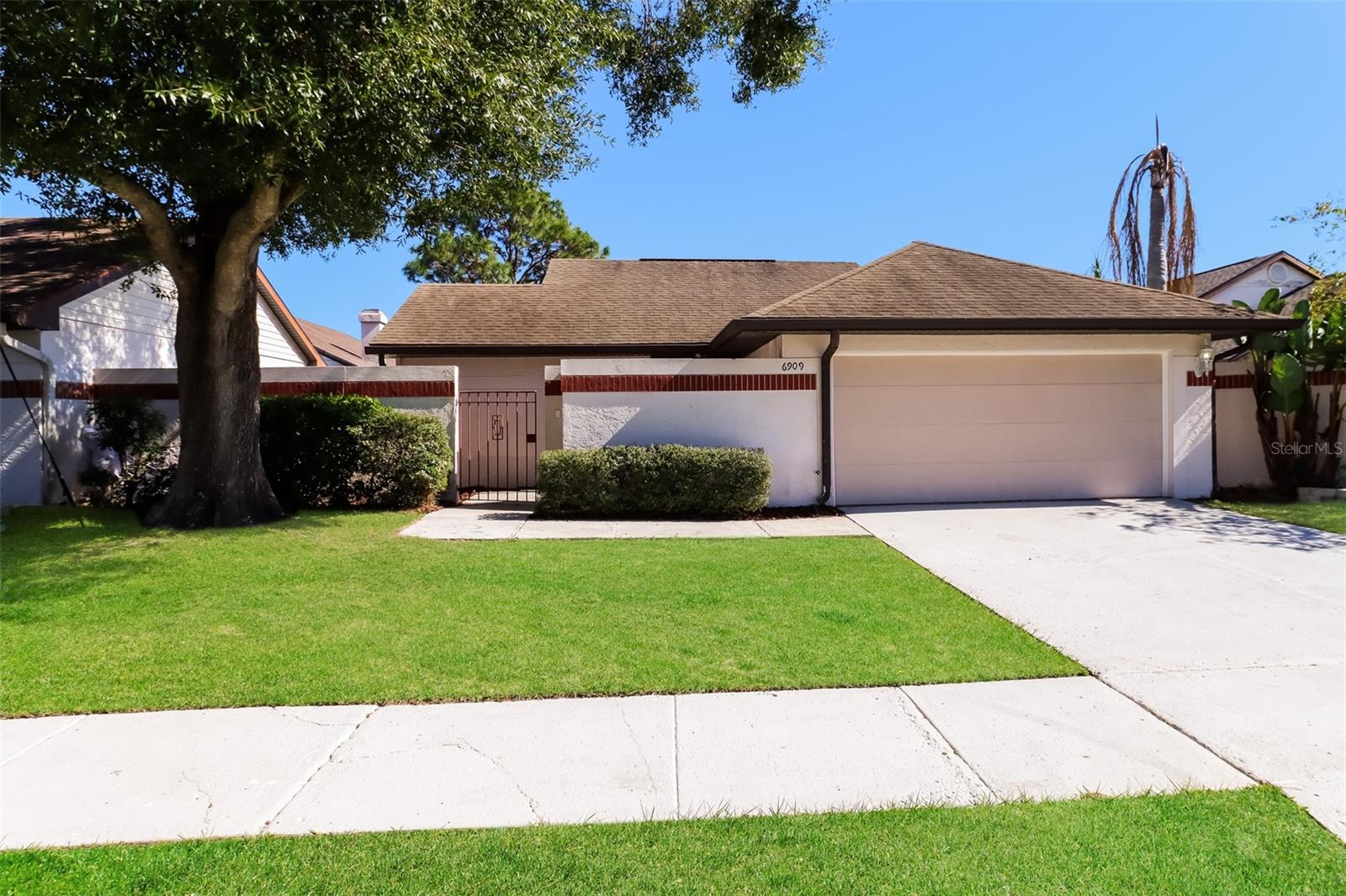 Details for 6909 Silvermill Drive, TAMPA, FL 33635