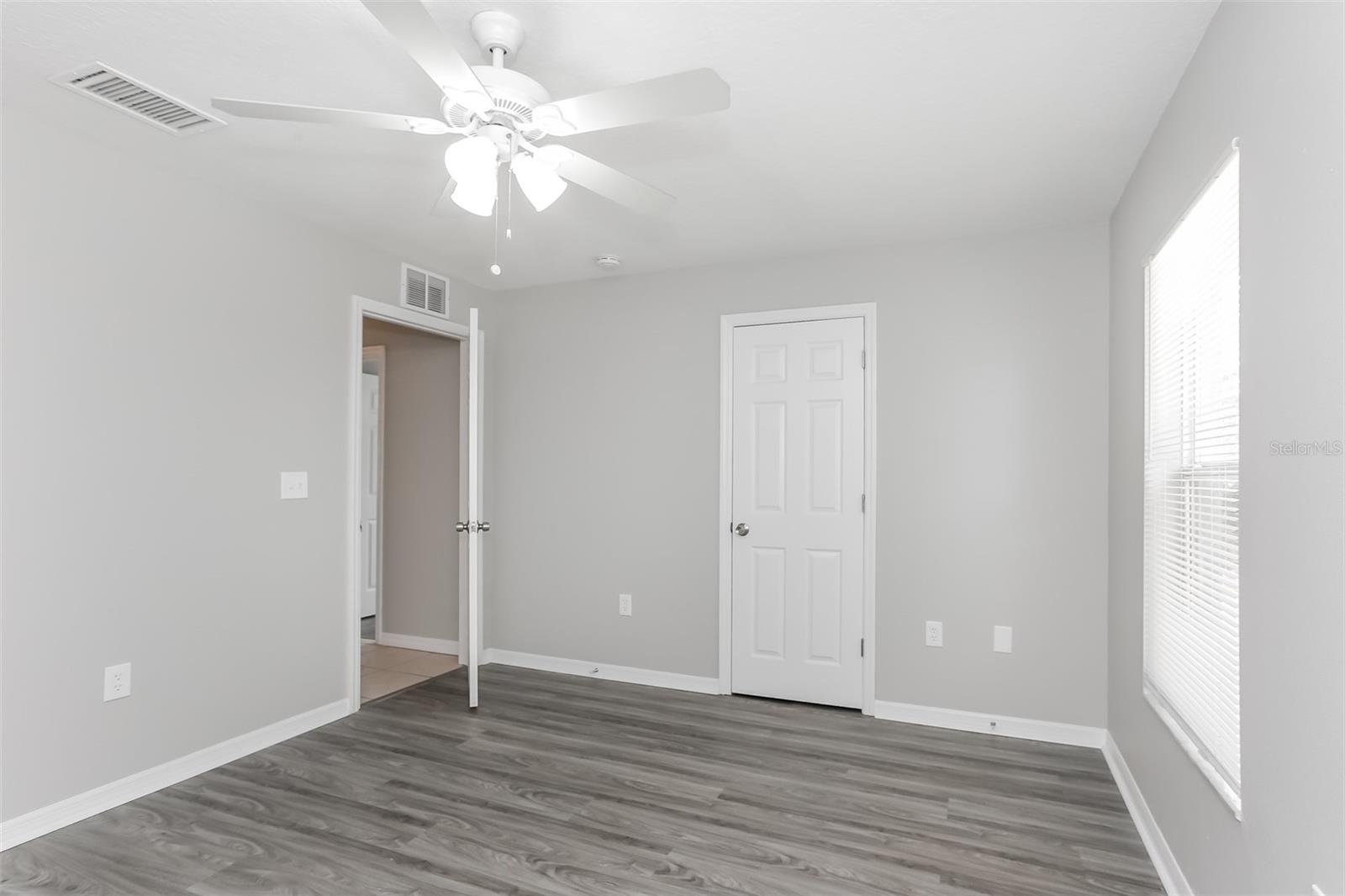 Image 10 of 16 For 2517 3rd Avenue E
